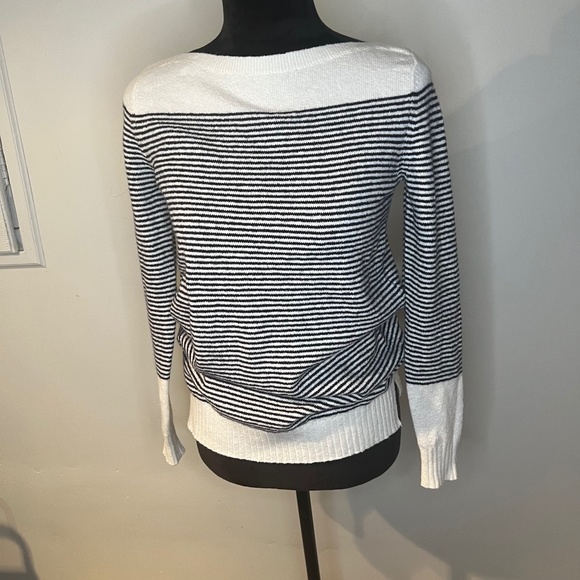 LOFT Sweaters - Loft sweater womens XS petite preloved